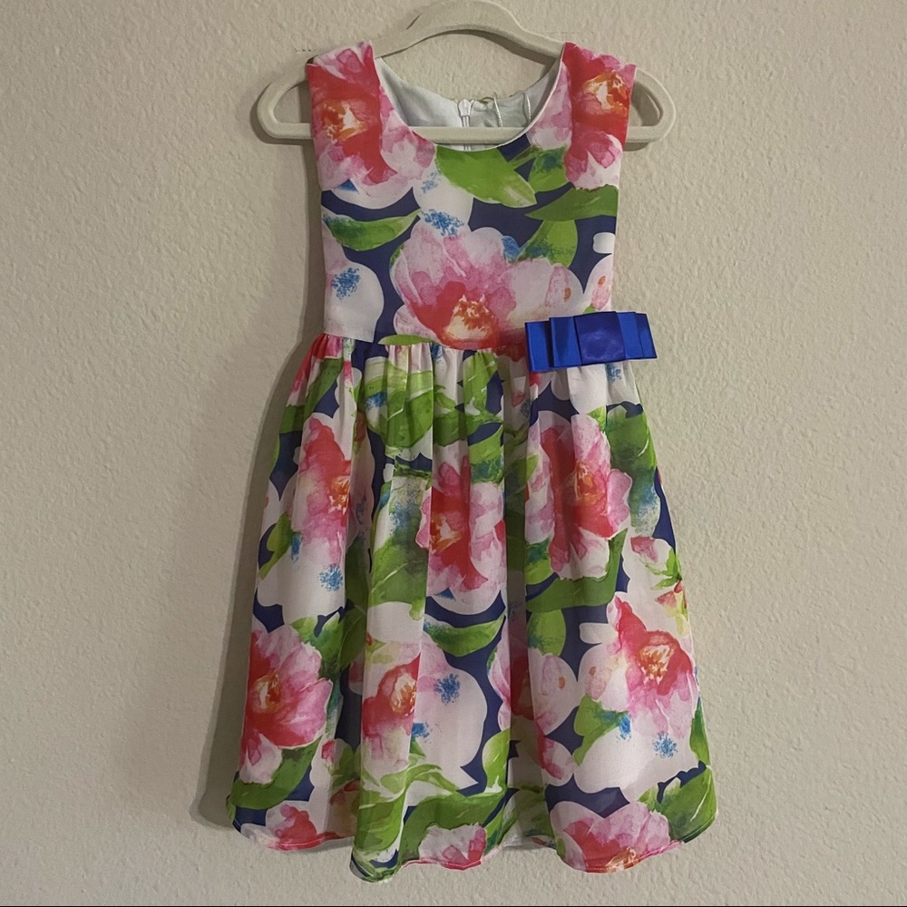 Girls Floral Dress with bow size 4 YUMI brand Toddler
